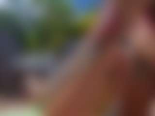 emily-86's Live Sex Cam Show