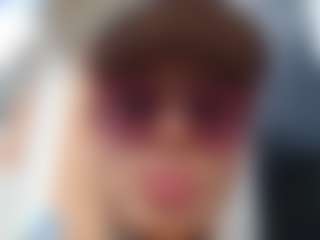 emily-86's Live Sex Cam Show