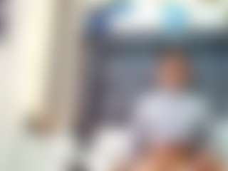 emily-86's Live Sex Cam Show