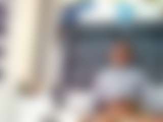 emily-86's Live Sex Cam Show