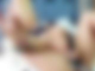 emily-86's Live Sex Cam Show