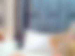 emily-86's Live Sex Cam Show