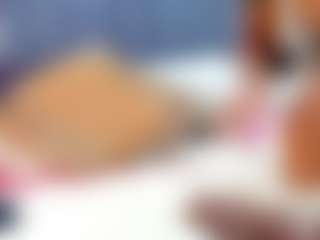emily-86's Live Sex Cam Show