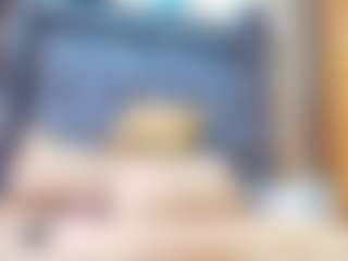 emily-86's Live Sex Cam Show