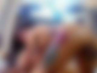 emily-86's Live Sex Cam Show