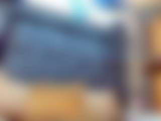 emily-86's Live Sex Cam Show