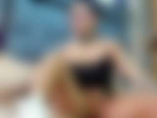 emily-86's Live Sex Cam Show
