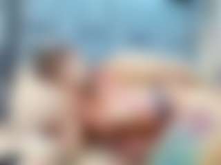 emily-86's Live Sex Cam Show