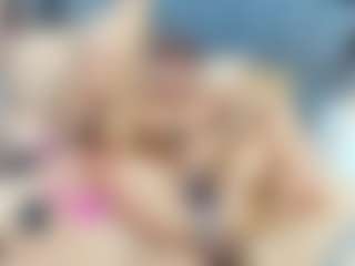emily-86's Live Sex Cam Show