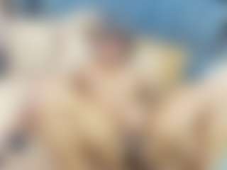 emily-86's Live Sex Cam Show