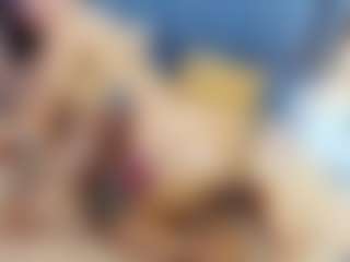 emily-86's Live Sex Cam Show