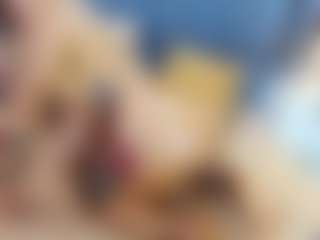 emily-86's Live Sex Cam Show