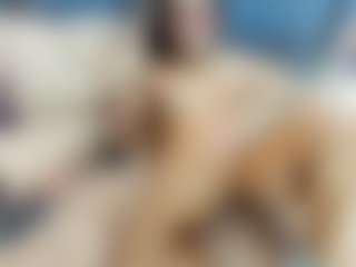 emily-86's Live Sex Cam Show