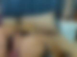 emily-86's Live Sex Cam Show