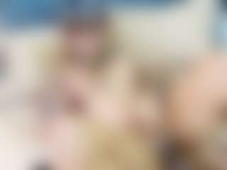 emily-86's Live Sex Cam Show