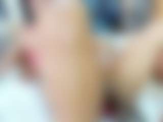 emily-86's Live Sex Cam Show