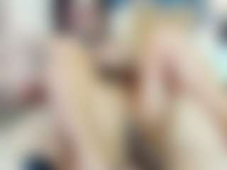 emily-86's Live Sex Cam Show