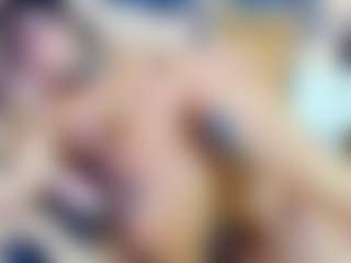 emily-86's Live Sex Cam Show