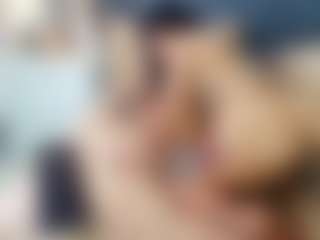 emily-86's Live Sex Cam Show