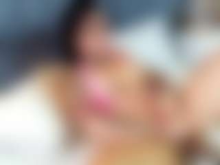 emily-86's Live Sex Cam Show