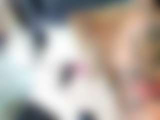 emily-86's Live Sex Cam Show