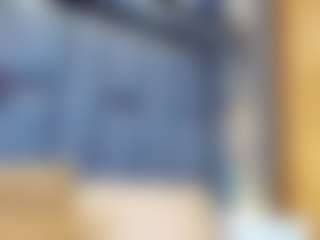 Live-Cam-Show mit emily-86 - Tease auf Camsoda