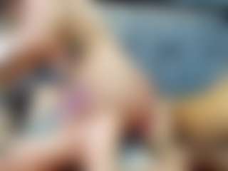 emily-86's Live Sex Cam Show