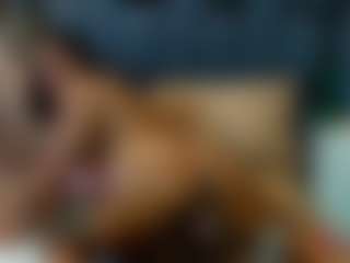 emily-86's Live Sex Cam Show
