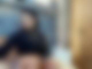 emily-86's Live Sex Cam Show