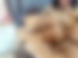 emily-86's Live Sex Cam Show