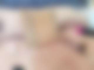 emily-86's Live Sex Cam Show