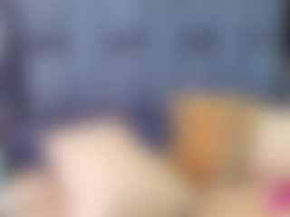 emily-86's Live Sex Cam Show