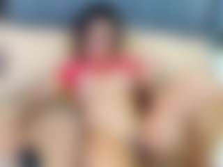 emily-86's Live Sex Cam Show