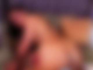 emily-86's Live Sex Cam Show