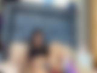 emily-86's Live Sex Cam Show