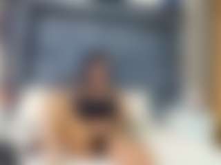 emily-86's Live Sex Cam Show