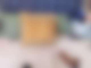 emily-86's Live Sex Cam Show