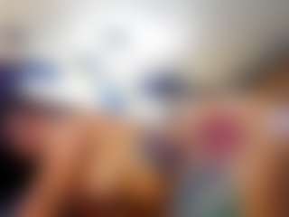 emily-86's Live Sex Cam Show