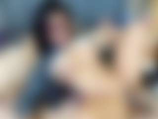 emily-86's Live Sex Cam Show