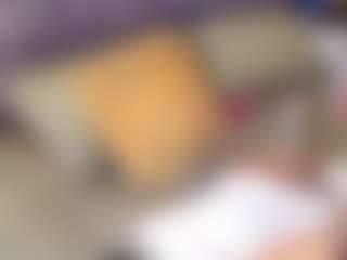 emily-86's Live Sex Cam Show