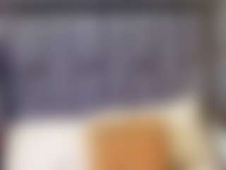 emily-86's Live Sex Cam Show