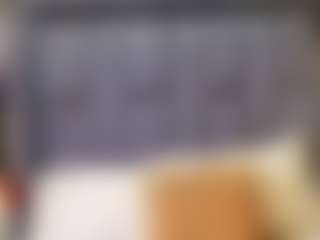 emily-86's Live Sex Cam Show