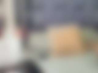 emily-86's Live Sex Cam Show