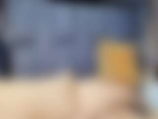 emily-86's Live Sex Cam Show