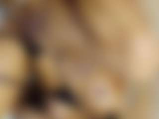 emily-86's Live Sex Cam Show