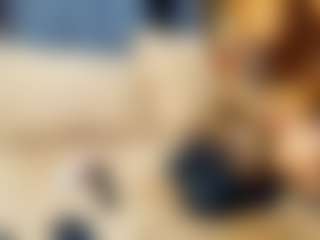 emily-86's Live Sex Cam Show