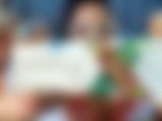 emily-86's Live Sex Cam Show