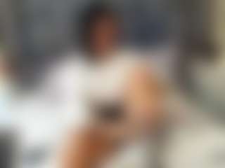 emily-86's Live Sex Cam Show