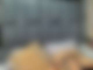 emily-86's Live Sex Cam Show