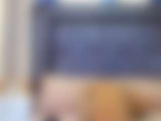 emily-86's Live Sex Cam Show